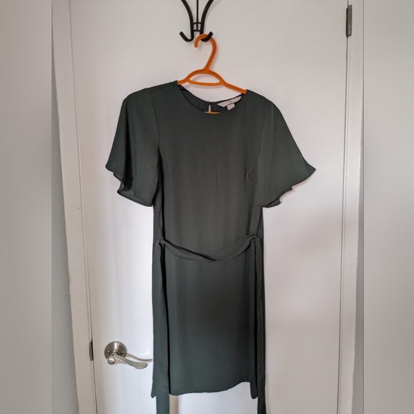Hm dress with tie belt forest green size 2 - Picture 3 of 6